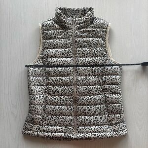 Amazing Essential Leopard Print Puffer Vest
